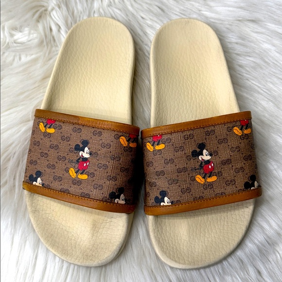 GUCCI x DISNEY Rare Printed Slides - Picture 2 of 16